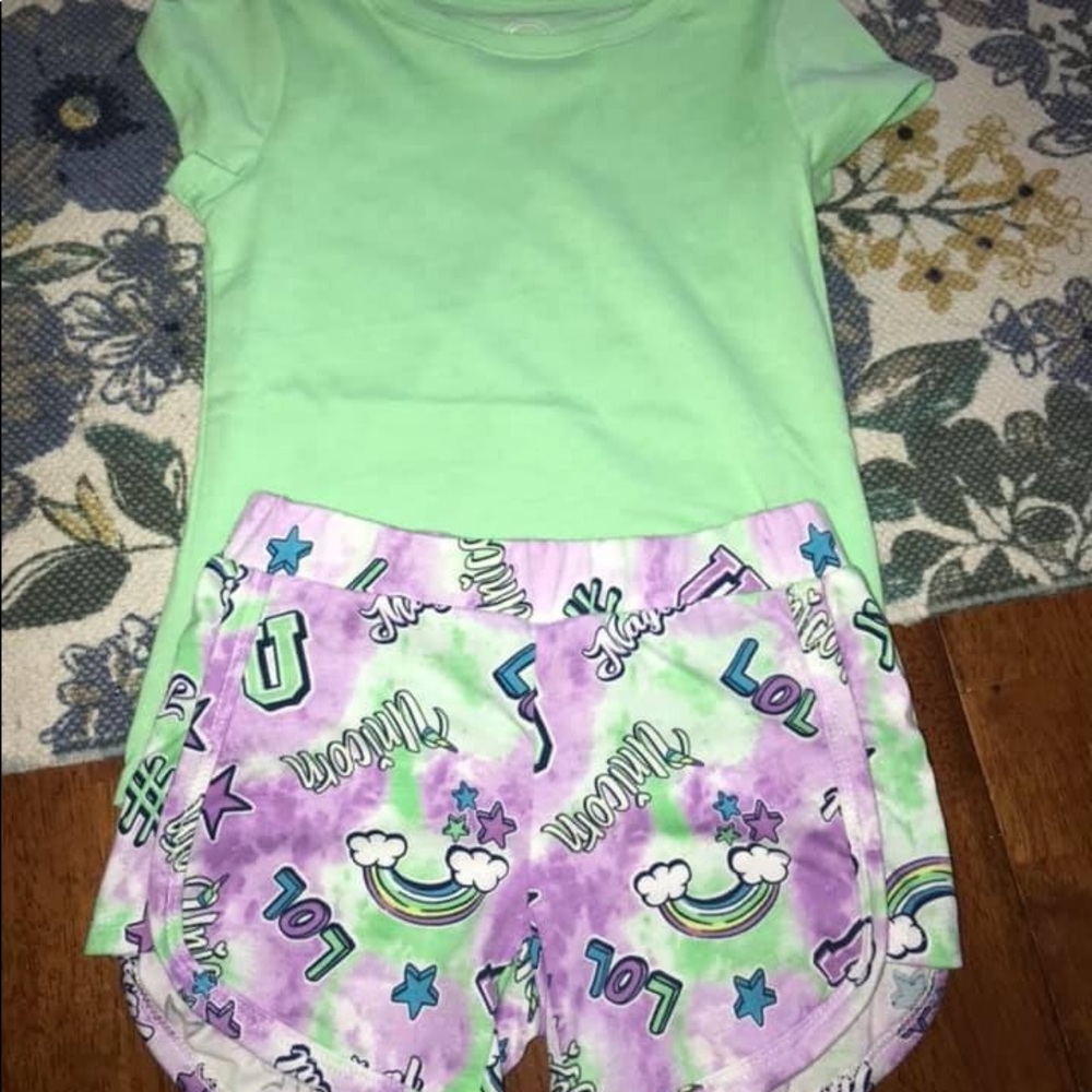 Xs girls short outfit